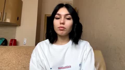 Karolina online show from 11-04-25, 09:08