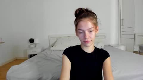 Alex online show from 09-09-25, 03:55