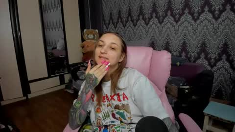 Snapshot of alexracc00n chatting on 01-29-25, 10:58 Alex online show from 01-29-25, 10:58