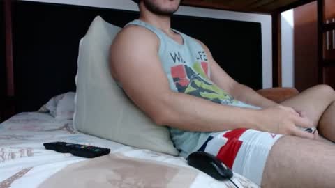 Snapshot of alexsb1998 chatting on 02-12-25, 06:51 alexsb1998 online show from 02-12-25, 06:51