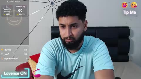 Snapshot of alexx_bbc_ chatting on 12-05-24, 12:33 alexx_bbc_ online show from 12-05-24, 12:33