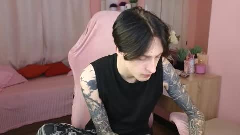 Alex online show from 11-10-25, 12:04