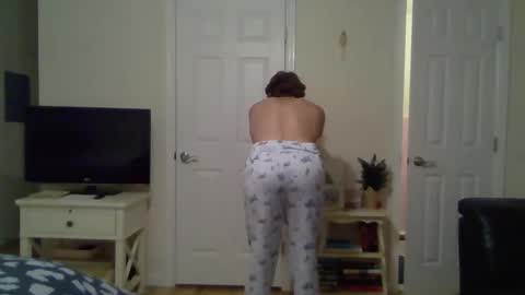 Snapshot of alfal21 chatting on 12-19-25, 11:01 alfal21 online show from 12-19-25, 11:01