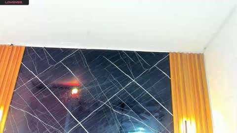 ali_dl online show from 11-17-25, 09:42