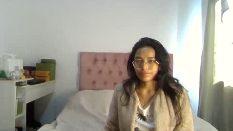 Alia      Anjali  online show from 01-18-25, 07:04