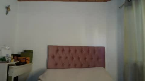 Alia      Anjali  online show from 02-19-25, 12:44