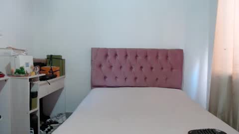 Alia      Anjali  online show from 10-15-25, 12:27