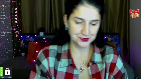 Snapshot of alianna_solo_kiss chatting on 01-30-25, 12:27 Alianna online show from 01-30-25, 12:27