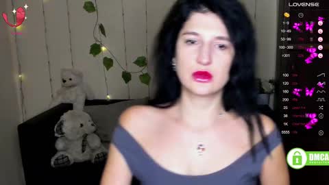 Snapshot of alianna_solo_kiss chatting on 02-12-25, 06:40 Alianna online show from 02-12-25, 06:40