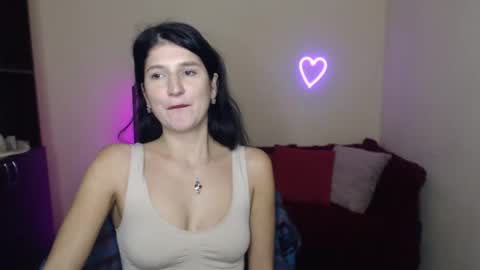 Snapshot of alianna_solo_kiss chatting on 02-24-25, 09:53 Alianna online show from 02-24-25, 09:53