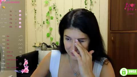 Snapshot of alianna_solo_kiss chatting on 09-16-25, 11:11 Alianna online show from 09-16-25, 11:11
