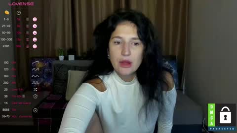 Snapshot of alianna_solo_kiss chatting on 09-27-25, 05:34 Alianna online show from 09-27-25, 05:34