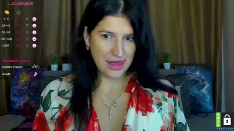 Snapshot of alianna_solo_kiss chatting on 10-17-25, 05:32 Alianna online show from 10-17-25, 05:32
