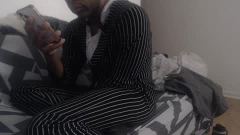 Alias online show from 02-18-25, 01:21