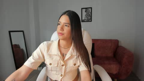 Snapshot of alice23jones chatting on 01-15-25, 01:41 Alice online show from 01-15-25, 01:41