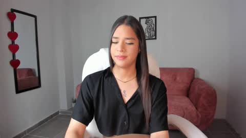 Snapshot of alice23jones chatting on 03-08-25, 03:45 Alice online show from 03-08-25, 03:45