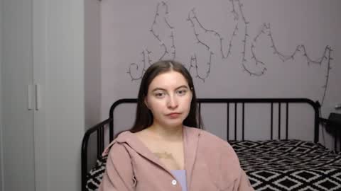 Alice online show from 12-08-24, 05:01