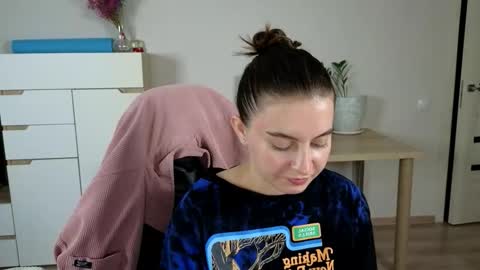 Alice online show from 09-21-25, 05:47