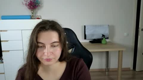 Alice online show from 10-09-25, 10:19