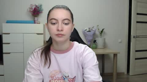 Alice online show from 11-17-25, 06:24