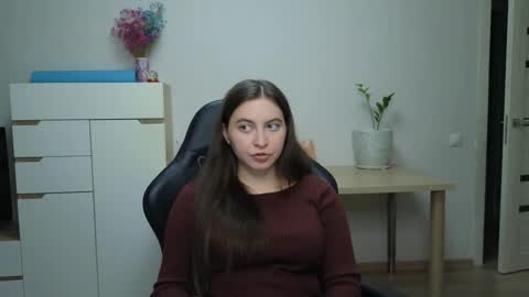 Snapshot of alice_________________________ chatting on 01-07-26, 05:48 Alice online show from 01-07-26, 05:48