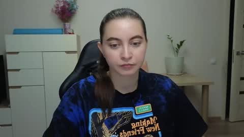 Snapshot of alice_________________________ chatting on 02-03-26, 05:18 Alice online show from 02-03-26, 05:18