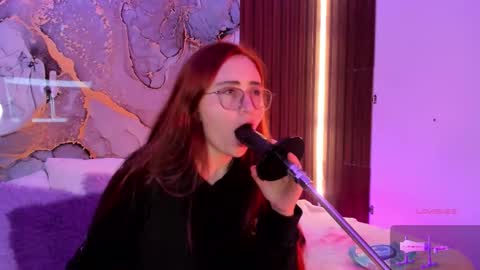 Mey online show from 12-21-25, 05:47