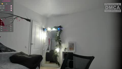 Hello im Alice online show from 01-11-25, 02:41