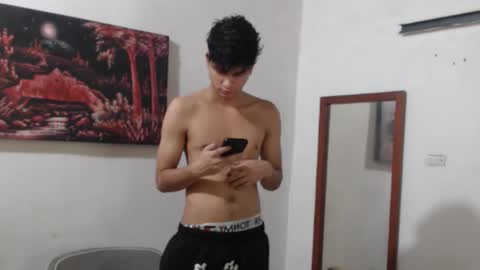 Snapshot of alice_julls chatting on 11-23-25, 08:30 alice online show from 11-23-25, 08:30