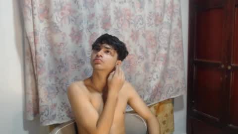 Snapshot of alice_julls chatting on 01-05-26, 05:27 alice online show from 01-05-26, 05:27