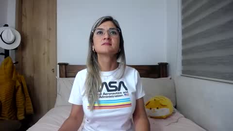 Alice shy online show from 01-18-25, 01:41