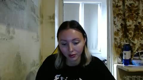 Snapshot of alice_smiles chatting on 11-13-25, 10:47 Alice smiles online show from 11-13-25, 10:47