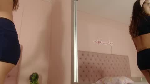 Sofia online show from 10-25-25, 01:51