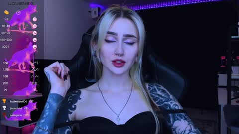 Snapshot of alice_specter chatting on 01-13-25, 10:03 Alice online show from 01-13-25, 10:03