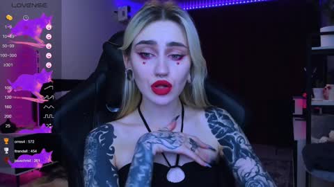 Snapshot of alice_specter chatting on 02-05-25, 10:12 Alice online show from 02-05-25, 10:12