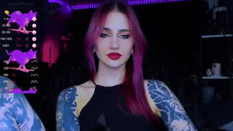 Snapshot of alice_specter chatting on 10-19-25, 06:41 Alice online show from 10-19-25, 06:41