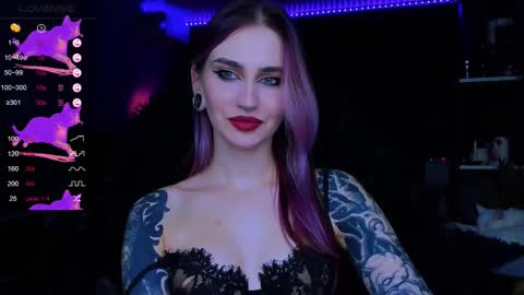 Snapshot of alice_specter chatting on 11-21-25, 06:39 Alice online show from 11-21-25, 06:39