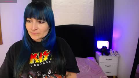 Snapshot of alice_sweetmomma chatting on 01-23-25, 07:51 Alice online show from 01-23-25, 07:51