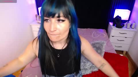 Snapshot of alice_sweetmomma chatting on 02-03-25, 09:50 Alice online show from 02-03-25, 09:50
