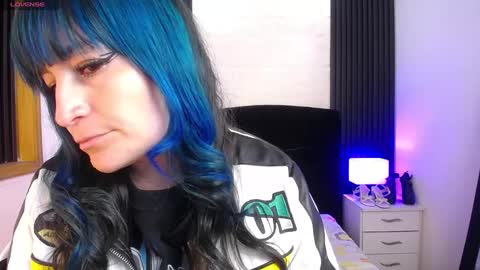 Snapshot of alice_sweetmomma chatting on 02-17-25, 10:47 Alice online show from 02-17-25, 10:47