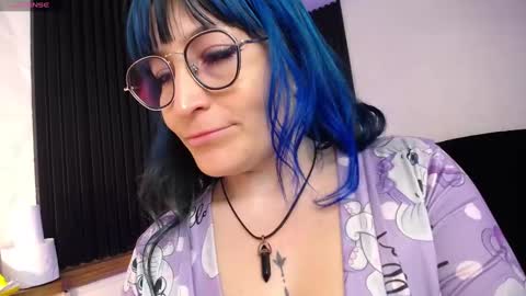 Snapshot of alice_sweetmomma chatting on 02-22-25, 02:08 Alice online show from 02-22-25, 02:08