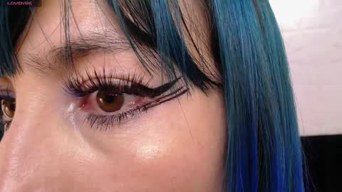 Snapshot of alice_sweetmomma chatting on 03-06-25, 10:04 Alice online show from 03-06-25, 10:04