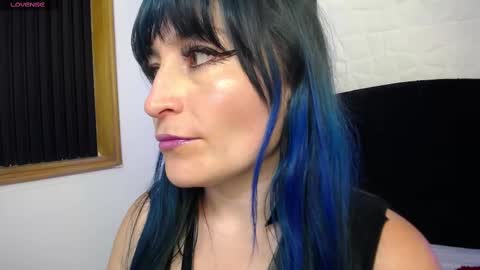 Snapshot of alice_sweetmomma chatting on 09-16-25, 06:53 Alice online show from 09-16-25, 06:53