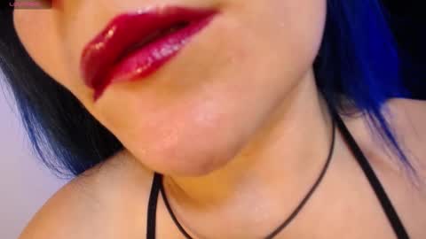 Snapshot of alice_sweetmomma chatting on 10-14-25, 07:25 Alice online show from 10-14-25, 07:25