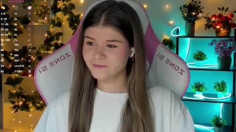 Alice online show from 09-25-25, 10:13