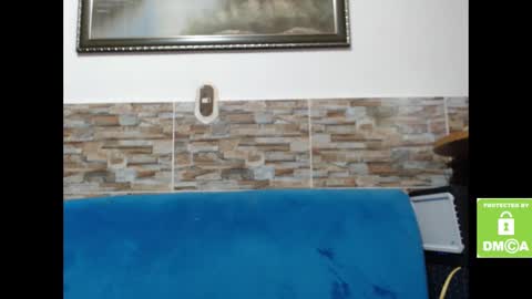 Snapshot of alice_trinity chatting on 03-08-25, 04:17 Alice online show from 03-08-25, 04:17