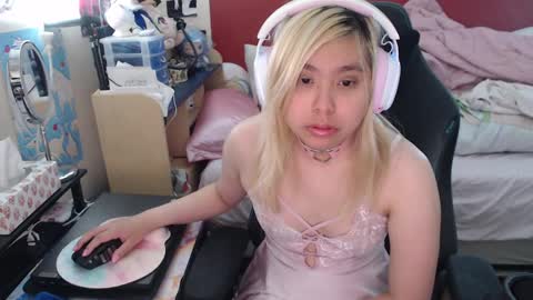 Snapshot of alicebambolats chatting on 09-30-25, 12:59 Alice Bambola online show from 09-30-25, 12:59