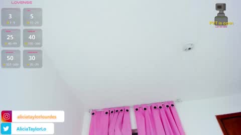 Juli   online show from 02-05-25, 03:13