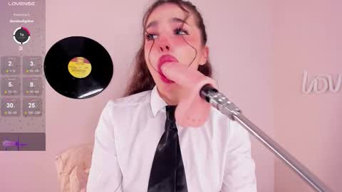 Alice online show from 10-22-25, 07:02