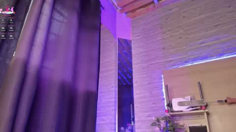 Alice  online show from 02-12-25, 12:22